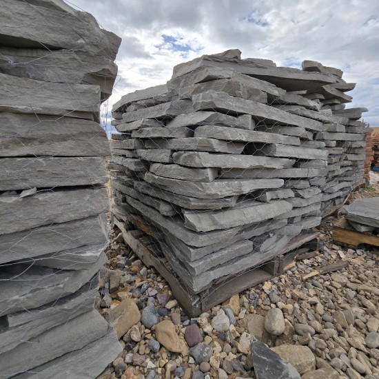 Raven Flagstone 2" Raven Flagstone 2"