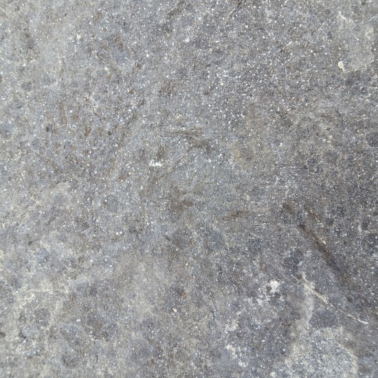 Raven Flagstone 2" Raven Flagstone 2"